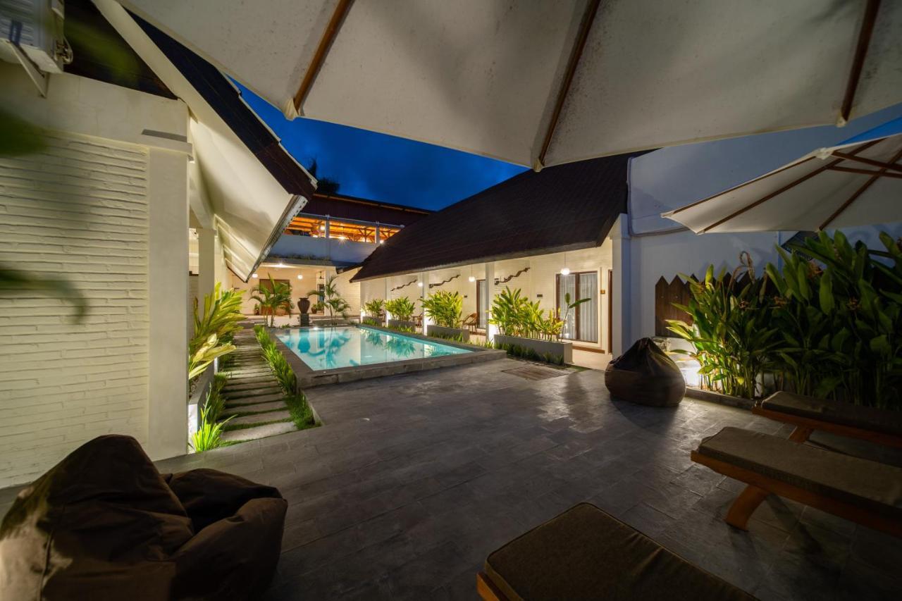 Bruga Villas Restaurant And Spa Selong Belanak Extérieur photo